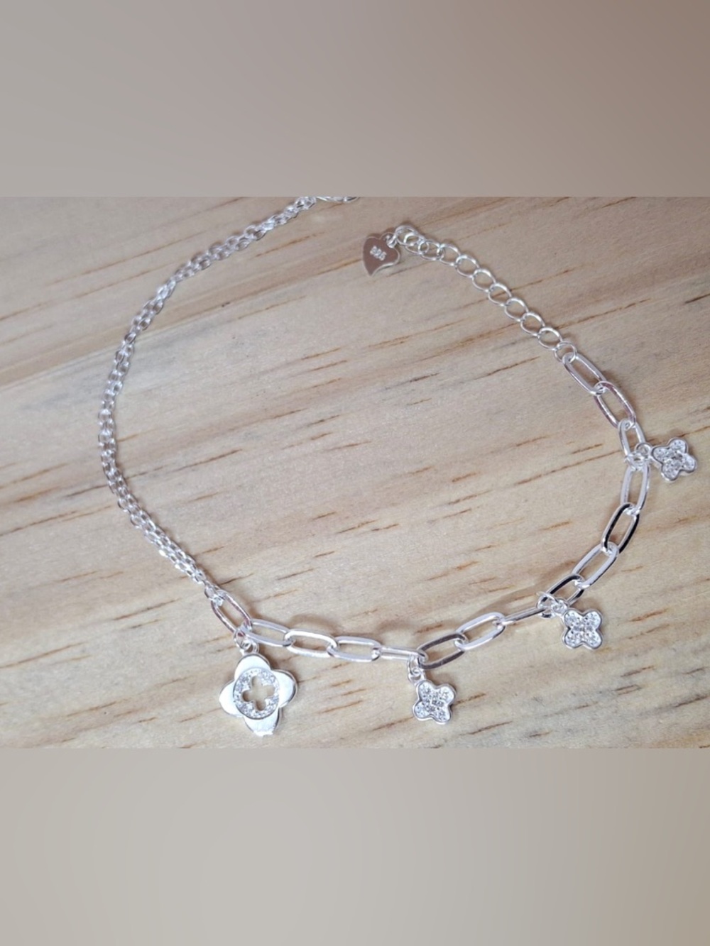 Sterling Silver Floral (clover)Charm Bracelet - Silver